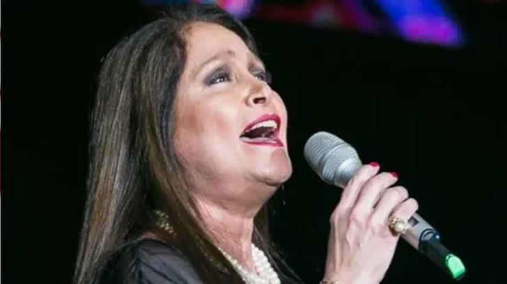 Bromean en redes sociales con foto de Daniela Romo