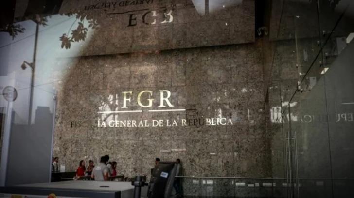 Fiscalía señala a exlegisladores por recibir mochada