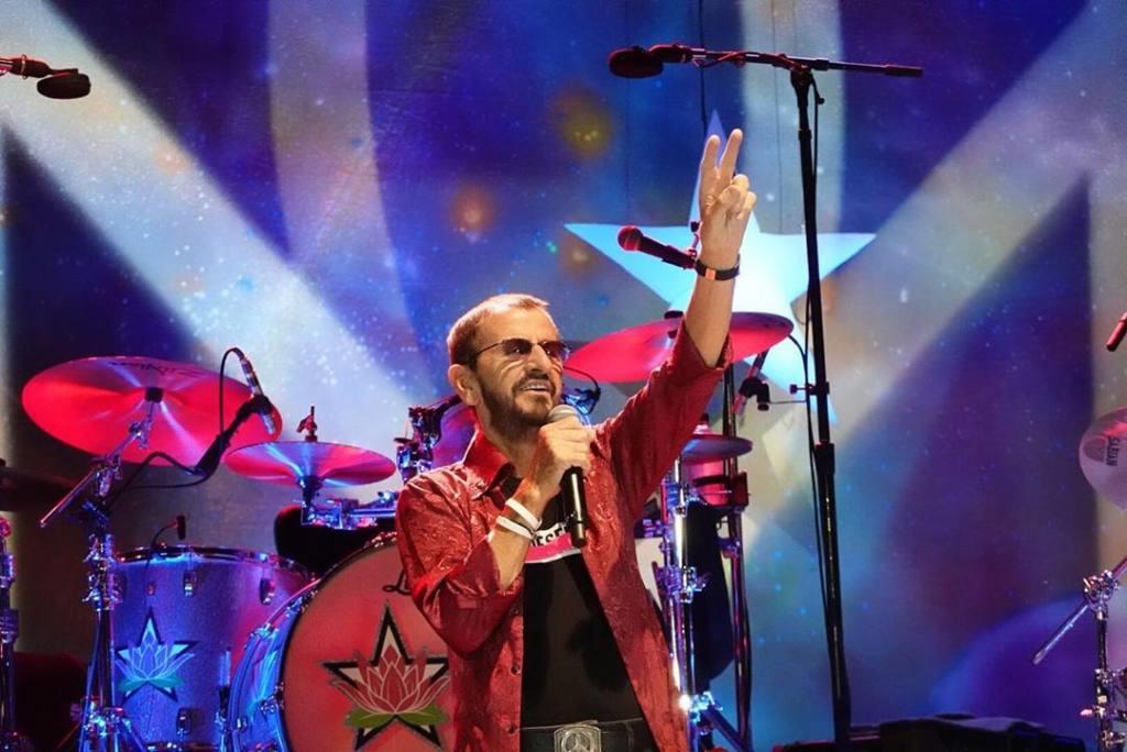 A unos minutos del concierto online de Ringo Starr