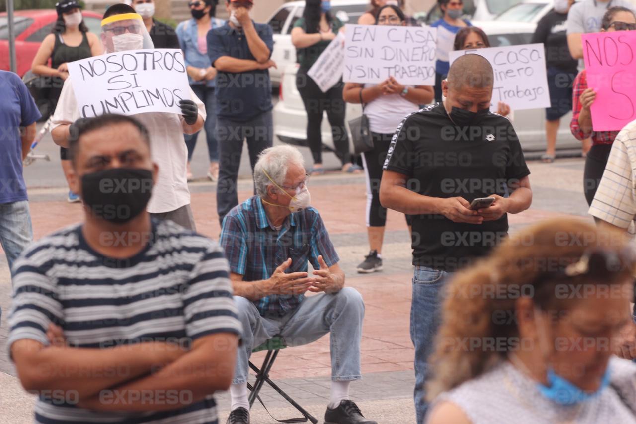 Tianguistas sostendrán reunión con autoridades estatales; buscan apoyo económicos