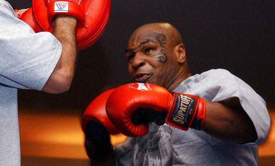 La dura crítica de Mike Tyson contra el Canelo Álvarez