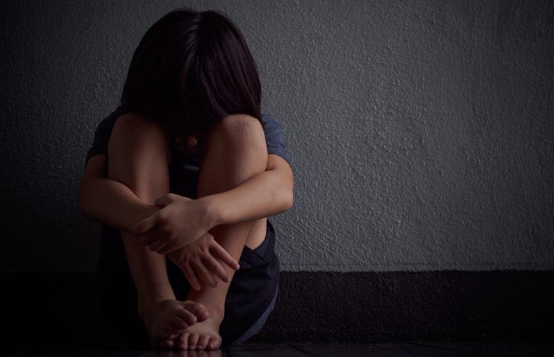 Investigan a un hombre por abuso sexual a su hija de 4 años en Guaymas