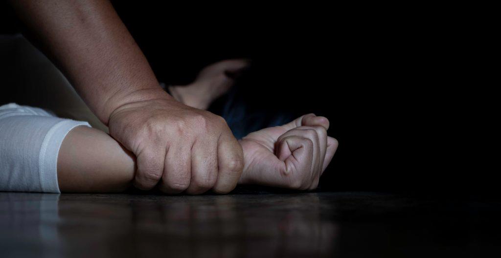 Desconocido entra a vivienda al sur de Hermosillo para abusar de mujer mientras duerme