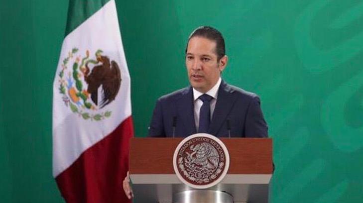 Advierte Gobernador de Querétaro que defenderá su nombre