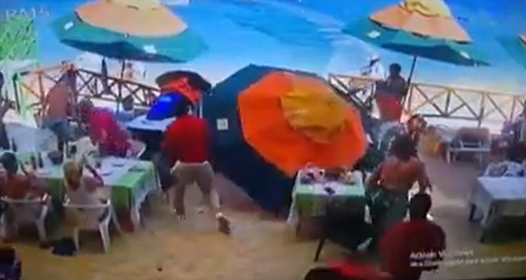 VIDEO | Moto acuática se estrella contra turistas en Cabo San Lucas