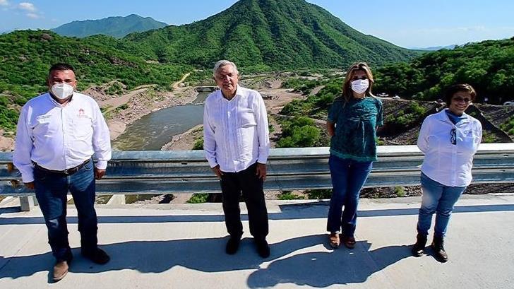 VIDEO | López Obrador agradece a comunidades indígenas e inaugura presa en Sonora