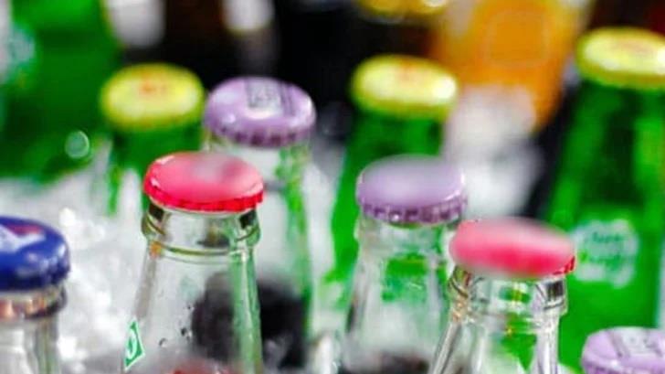 Proponen prohibir venta de refrescos a menores de edad en Sinaloa