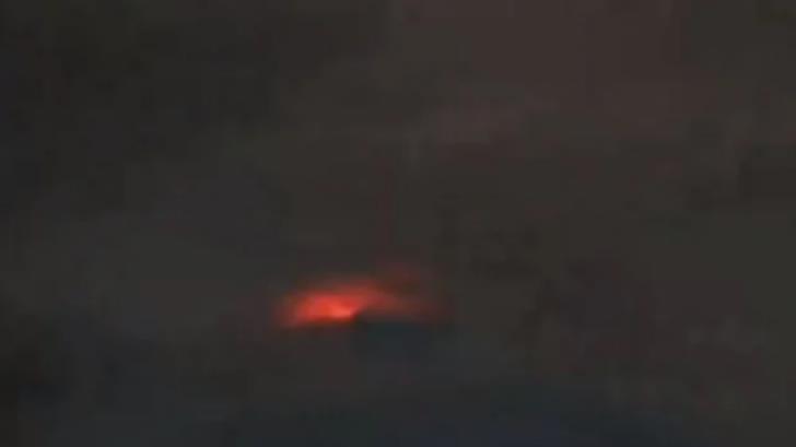 VIDEO | Volcán Popocatépetl registra emisión constante de gas y ceniza