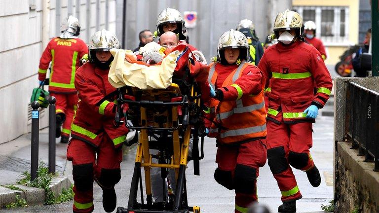 Dos personas heridas deja un presunto ataque terrorista en Paris