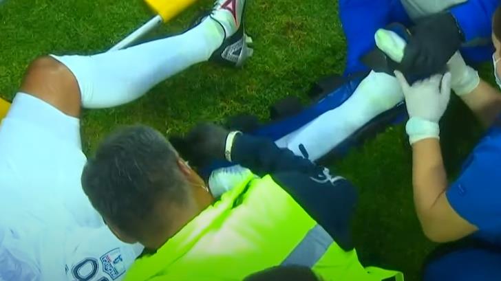 VIDEO | Se lesiona Jorge ‘Burrito’ Hernández frente a Cruz Azul