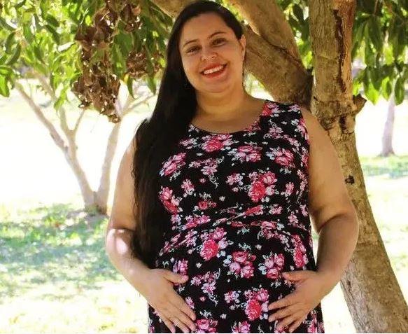 Mujer de ocho meses de embarazo muere de Covid tras baby shower sorpresa