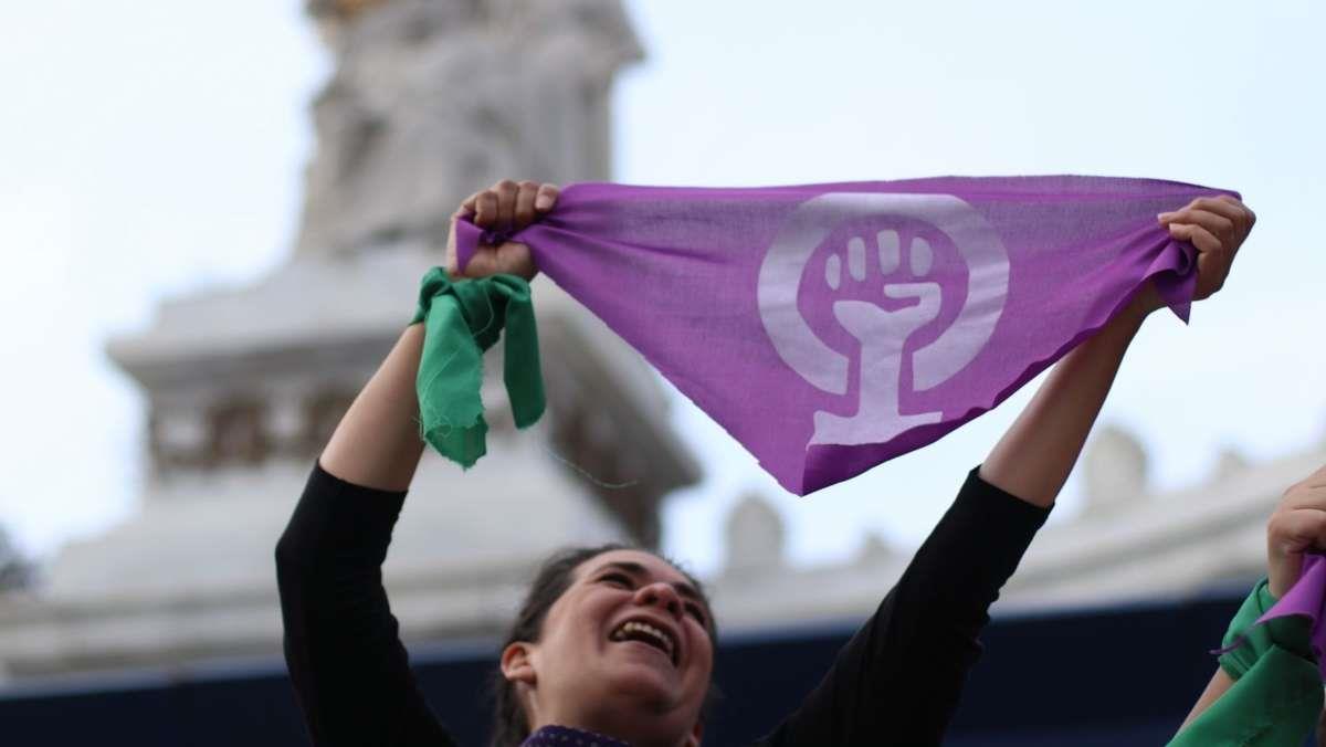 Destrozos en FGJ por feministas de Cajeme generan opiniones divididas