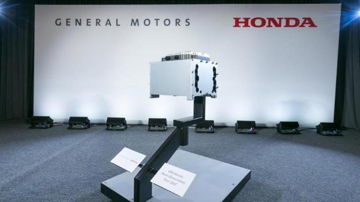 Firman acuerdo GM y Honda para producir juntos