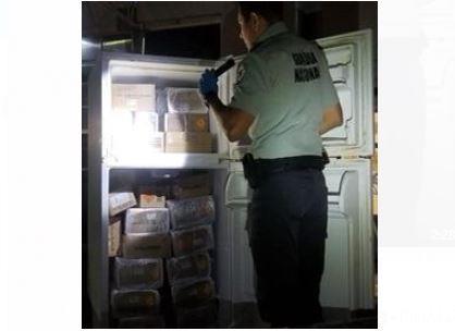 Menores intentan ingresar a México 27 mil cartuchos útiles en un refrigerador