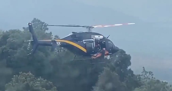 VIDEO- Rescatan a hombre que cayó en cráter de volcán en CDMX