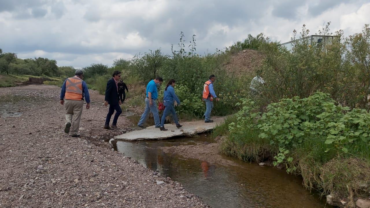 Analizan agua del Río Bambuto en busca de contaminantes