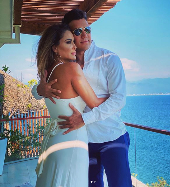 Ninel Conde se casó.