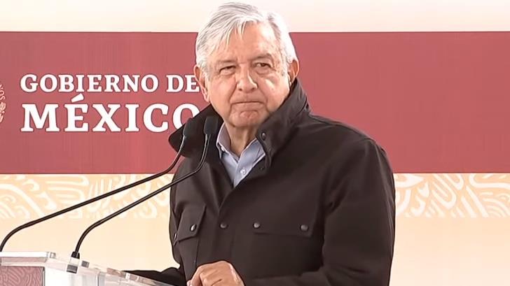 López Obrador acorta discurso en Nuevo Laredo por protestas del Frenaaa