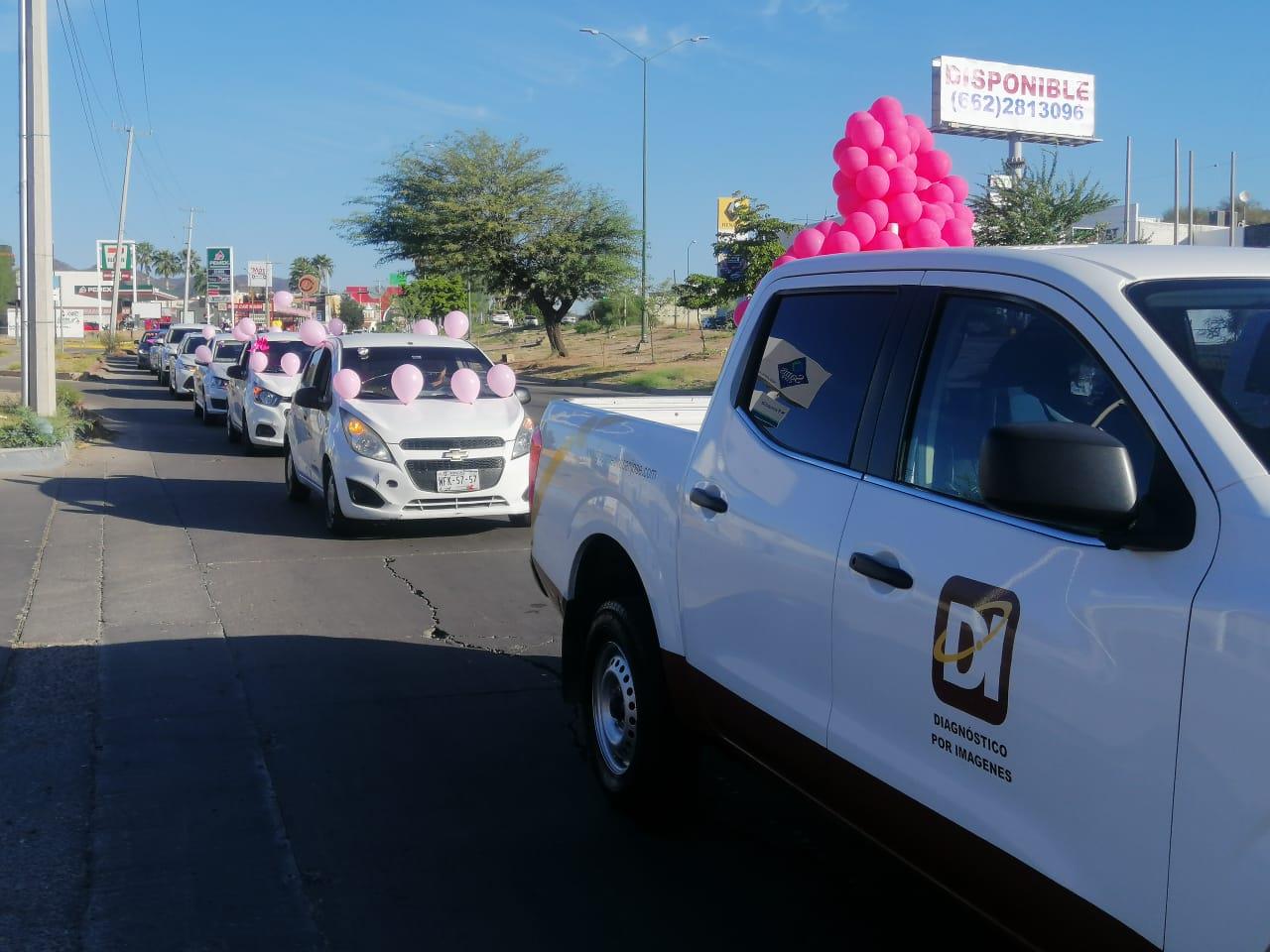 En caravana, realizan Caminata por la Vida para concientizar sobre la detección oportuna