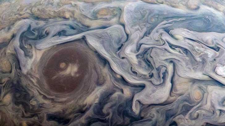 La NASA identifica elfos y duendes en la atmósfera de Júpiter