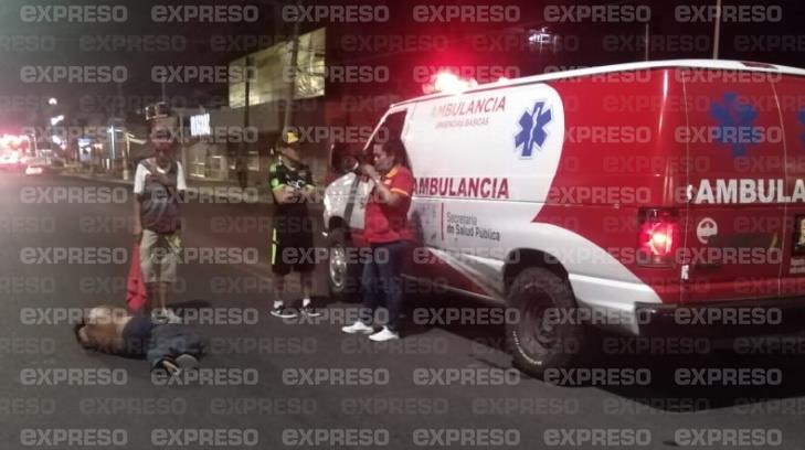 VIDEO | Ambulancia atropella a persona en situación de calle en la colonia San Luis