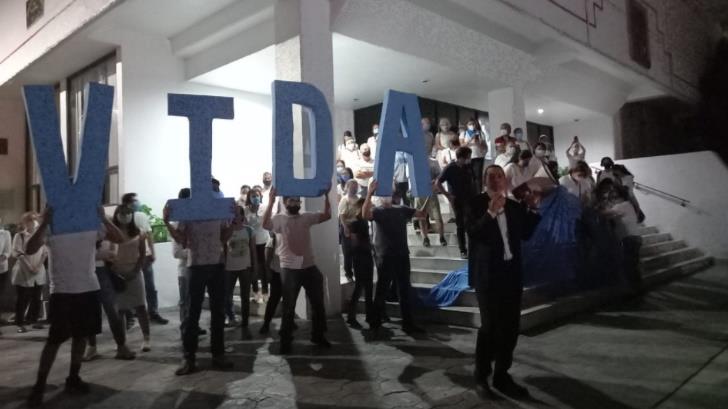 VIDEO | Asociaciones Pro Vida se manifiestan en la Plaza Bicentenario