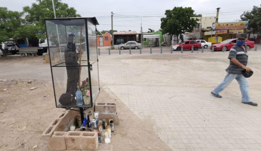 Sorprende figura de la Santa Muerte colocada en Culiacán, Sinaloa