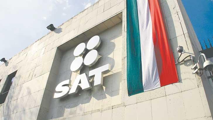 El SAT agrega a 94 contribuyentes en la lista negra de factureras