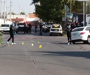 No para la sangre en Obregón: gatilleros atacan a taxistas hasta con explosivos