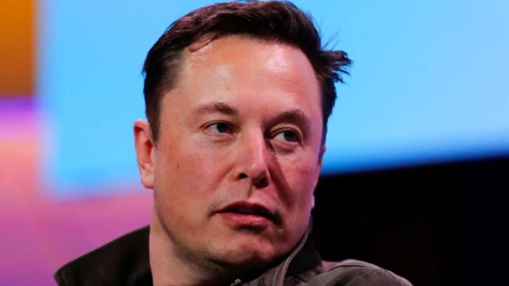 Elon Musk planea fabricar robots humanoides para trabajar en Tesla