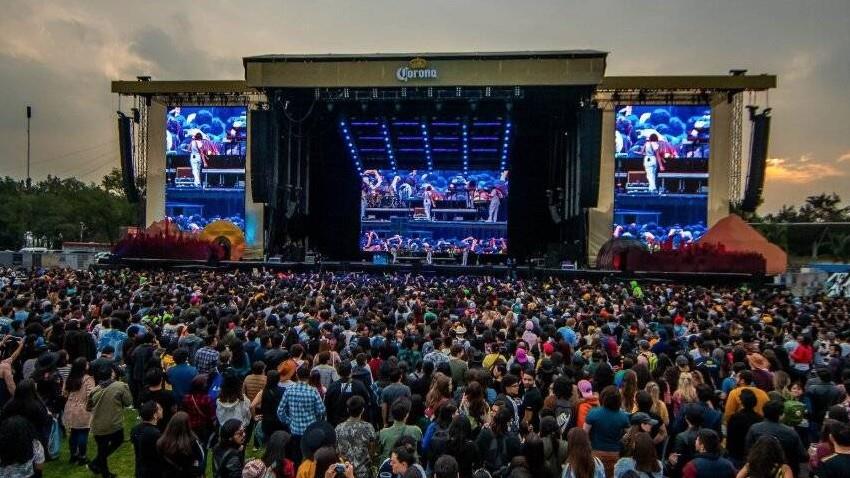 Mexicanos se lamentan porque hoy hubiera sido el Corona Capital