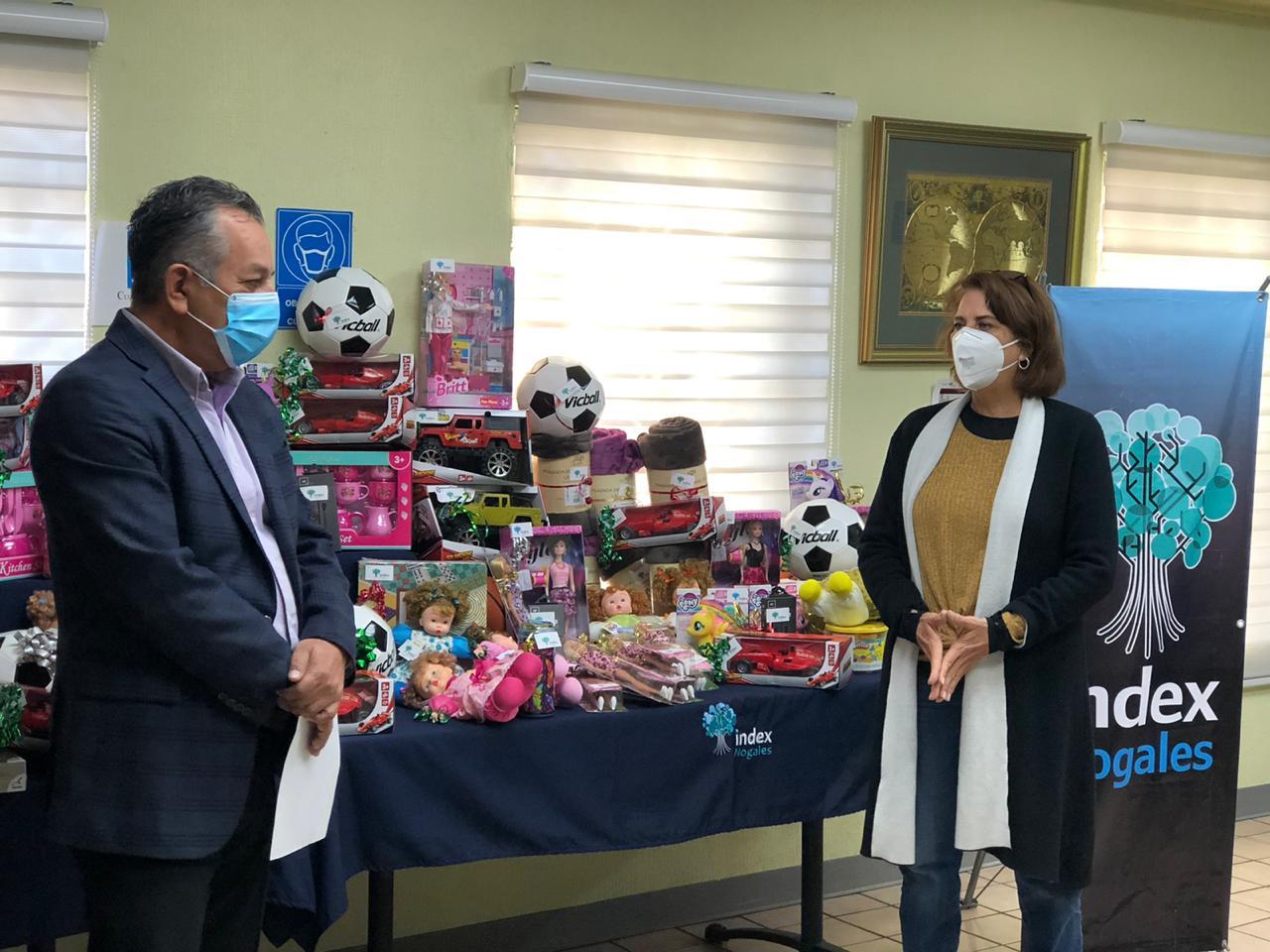 Club de Niñas y Niños de Nogales recibe más de 100 juguetes de AMS