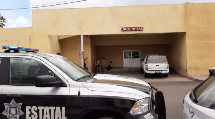Llegan dos golpeados a urgencias de Nogales; uno de ellos está grave