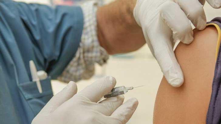 CNDH llama a garantizar acceso universal a la vacuna contra el Covid