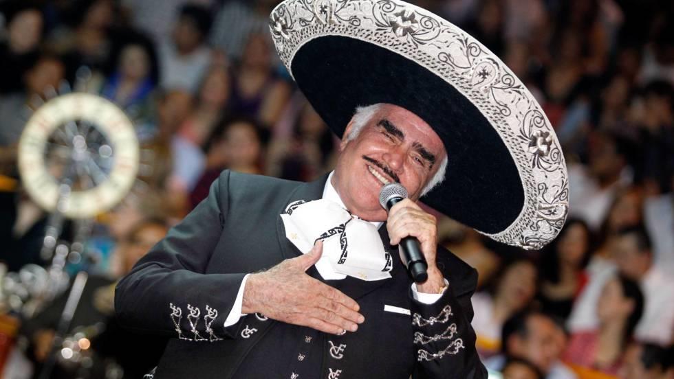 Vicente Fernández  le gana a Nodal y se lleva el Grammy