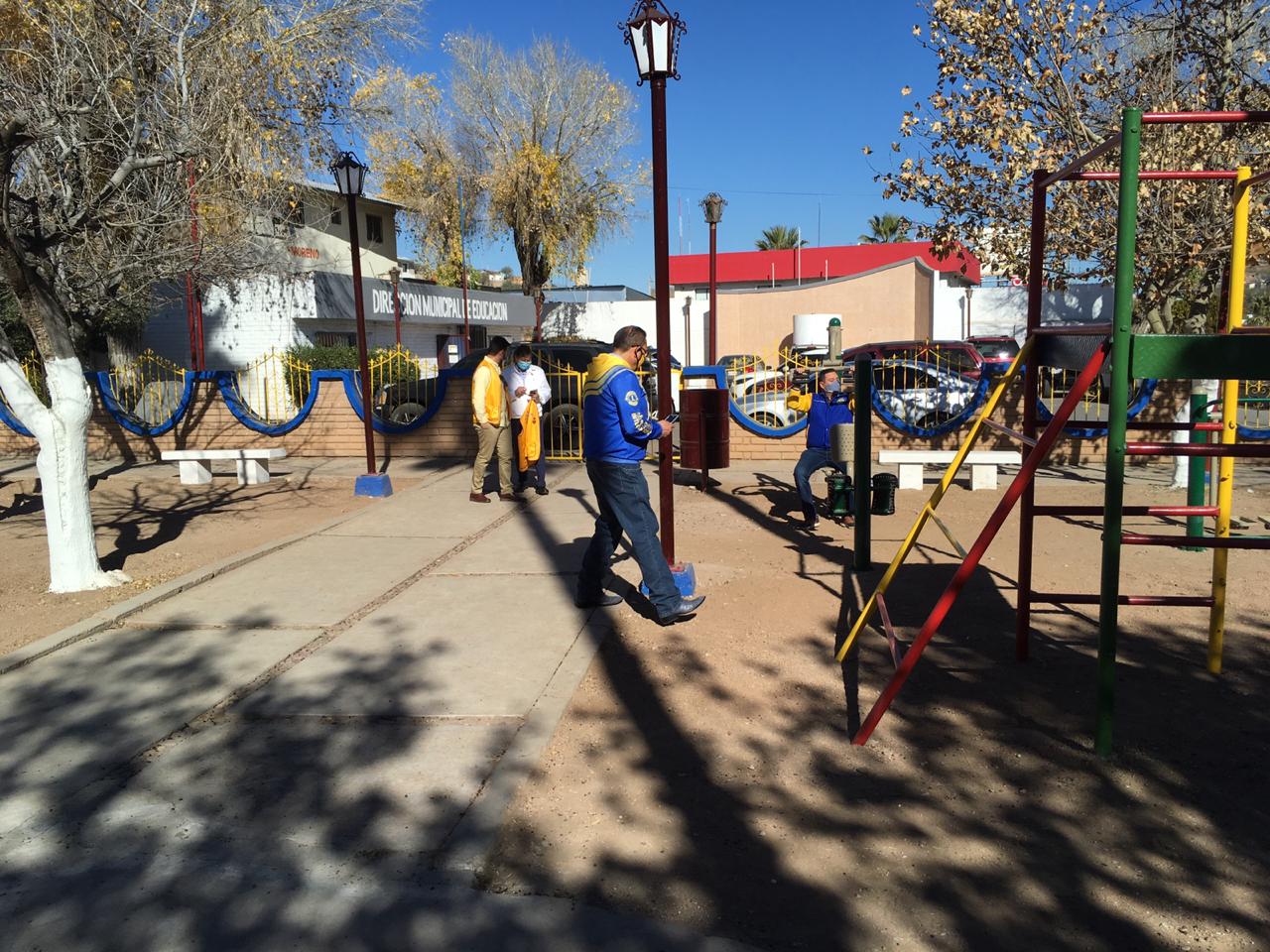 Club de Leones remodela parque en Nogales
