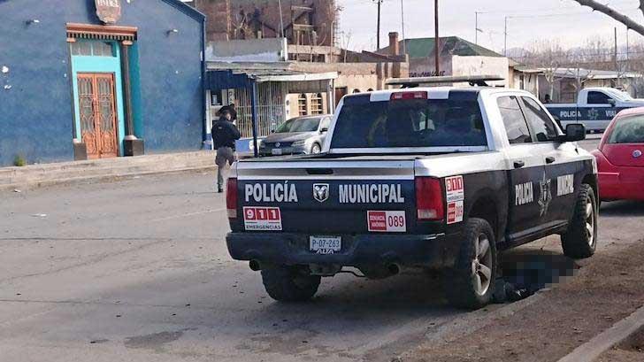 Asesinan a tres policías en Chihuahua tras una emboscada