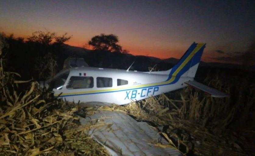 Se desploma avioneta en Morelos; es propiedad de una escuela