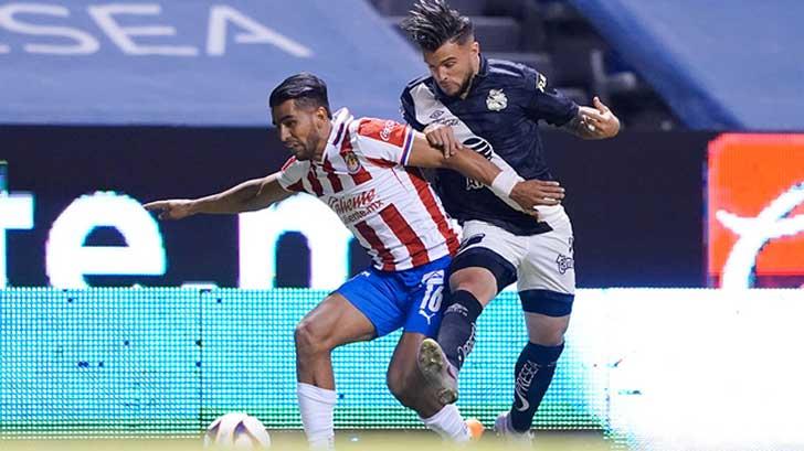 Empate gris entre Puebla y Chivas en inicio del Clausura 2021
