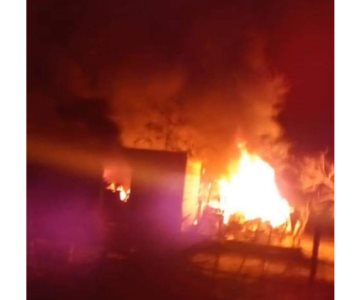 Incendio movilizó a los bomberos de Nogales