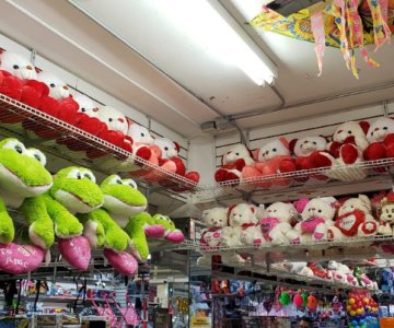 Comercios del Centro de Hermosillo anticipan las ventas de San Valentín