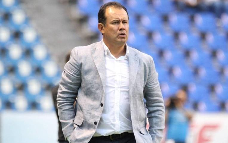 Cruz Azul anuncia a Juan Reynoso como su nuevo entrenador