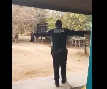VIDEO - Policías de Cajeme rescatan a mujer que tenían de rehén