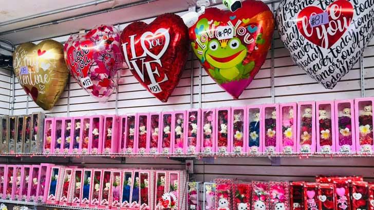Comerciantes tienen la esperanza de que el amor mejore las ventas