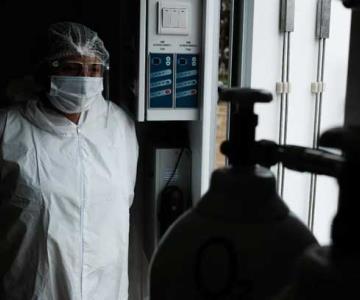 Registran primer caso grave de trombocitopenia en México por la vacuna AstraZeneca