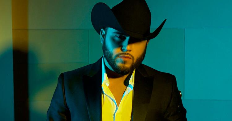 Gerardo Ortiz Estrena su nuevo álbum “Décimo Aniversario” 