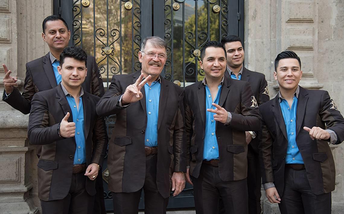 La Arrolladora Banda El Limón estrena Sin Esencia