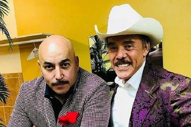 Lupillo felicita a su papá: ¡Feliz cumple Mr. Burrito!