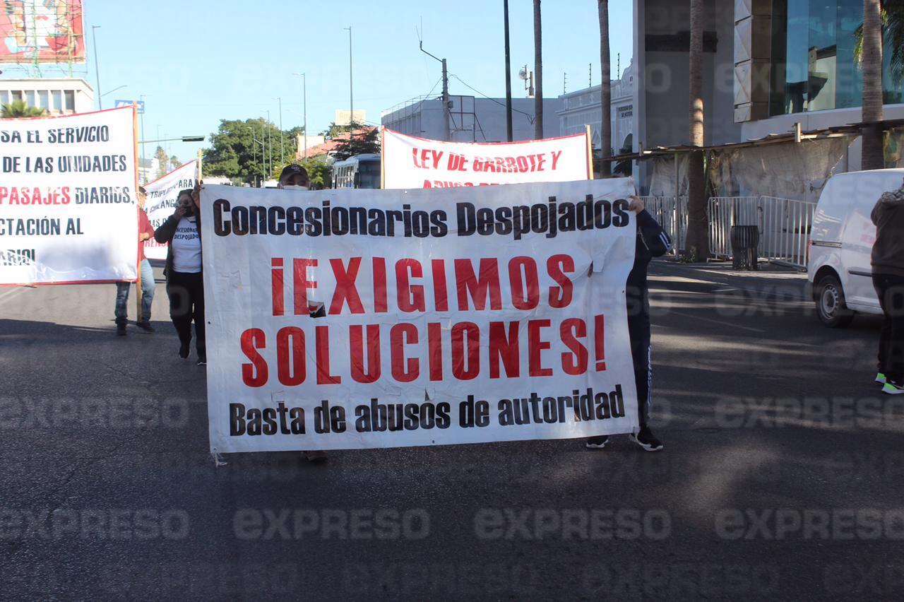 VIDEO- Por esta razón se manifestaron hoy los ex concesionarios de transporte