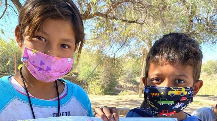 Apoyan a niños de bajos recursos durante su ciclo escolar virtual